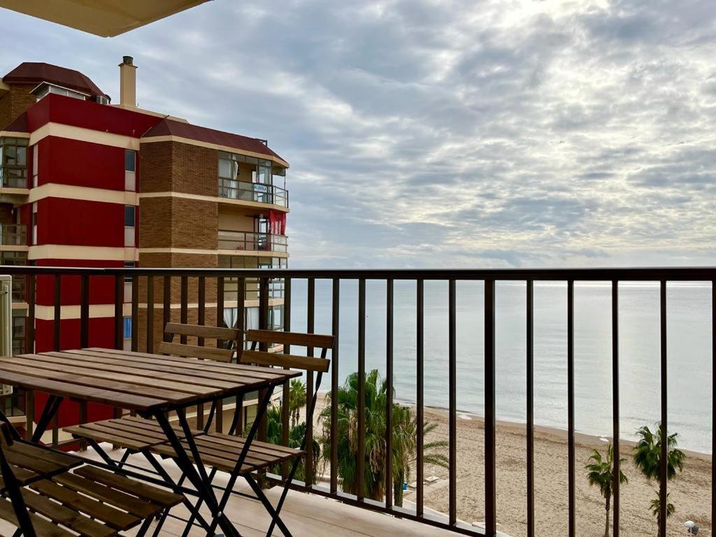 Apartamento Frente Al Mar En Calpe Con Parking Para 4 Personas Dış mekan fotoğraf